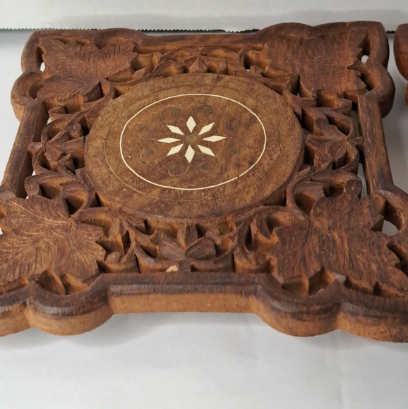 Vintage Footed Wooden Trivet Hot Plate hand  Carved Inlaid Made in India - Picture 3 of 11